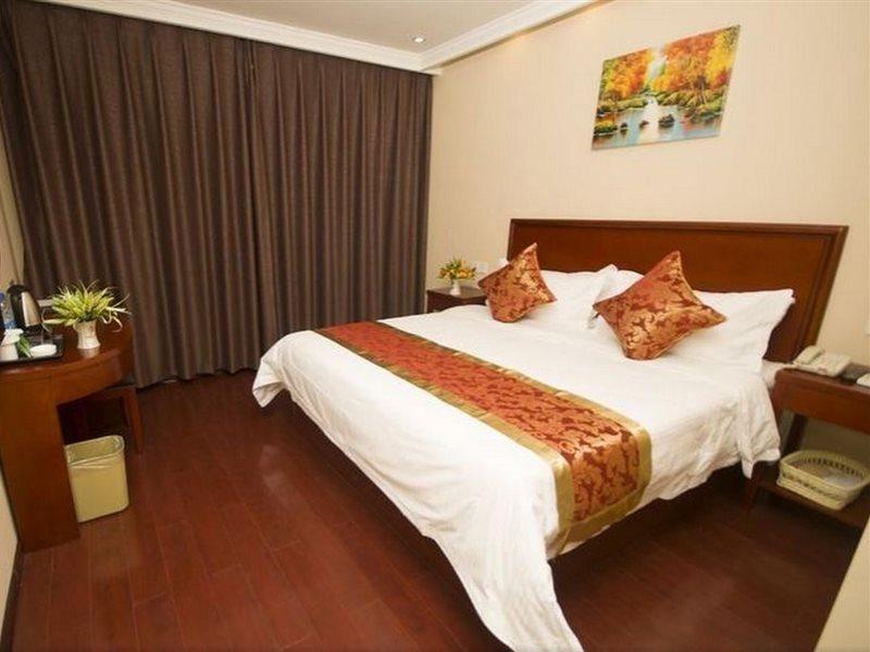 Greentree Inn Jiangsu Yancheng Bus Station Business Hotel Exterior photo