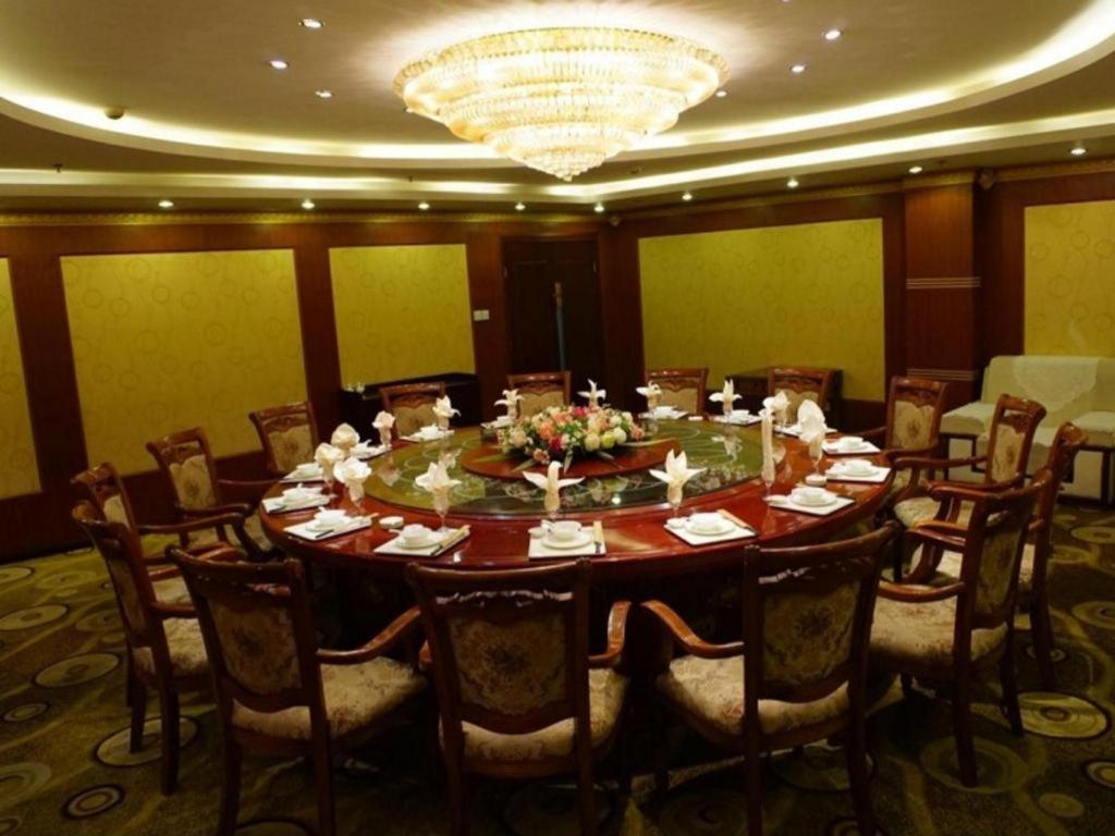 Greentree Inn Jiangsu Yancheng Bus Station Business Hotel Exterior photo