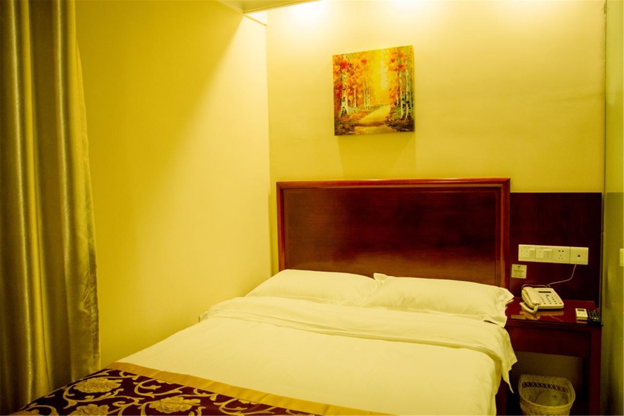 Greentree Inn Jiangsu Yancheng Bus Station Business Hotel Exterior photo