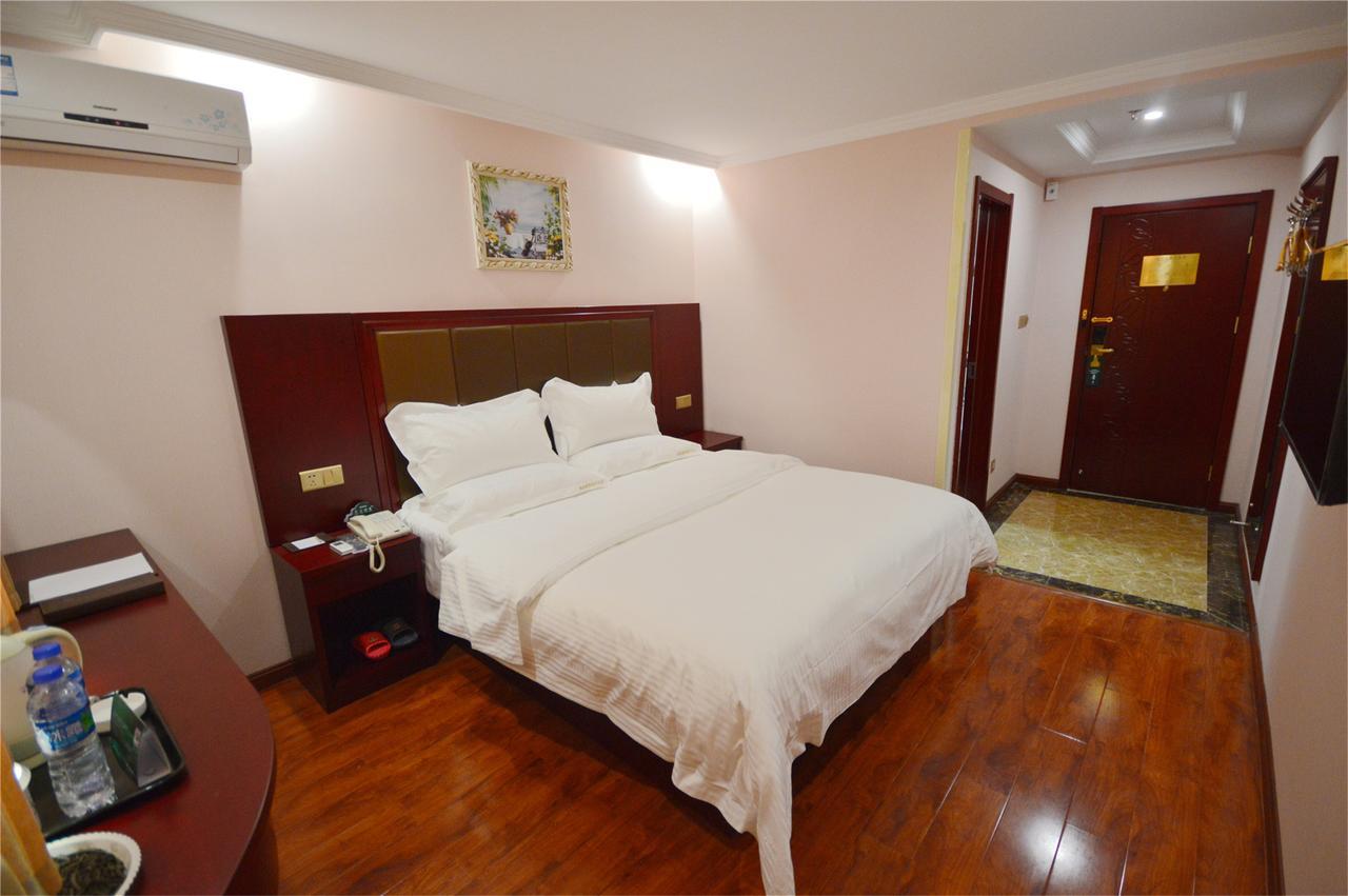Greentree Inn Jiangsu Yancheng Bus Station Business Hotel Exterior photo